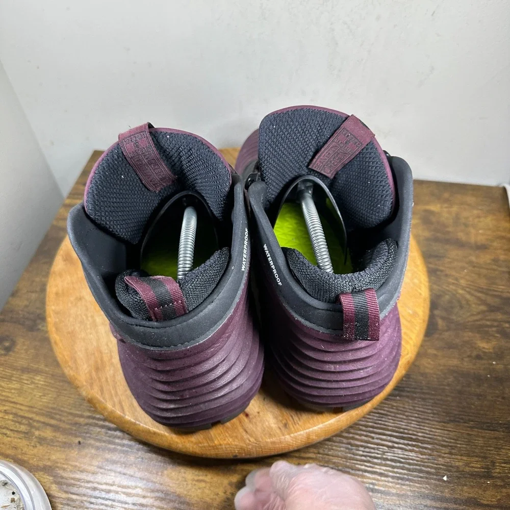 Nike ACG LunarDome 1 SneakerBoot Mens Boots Burgundy 654867-669 Size 11